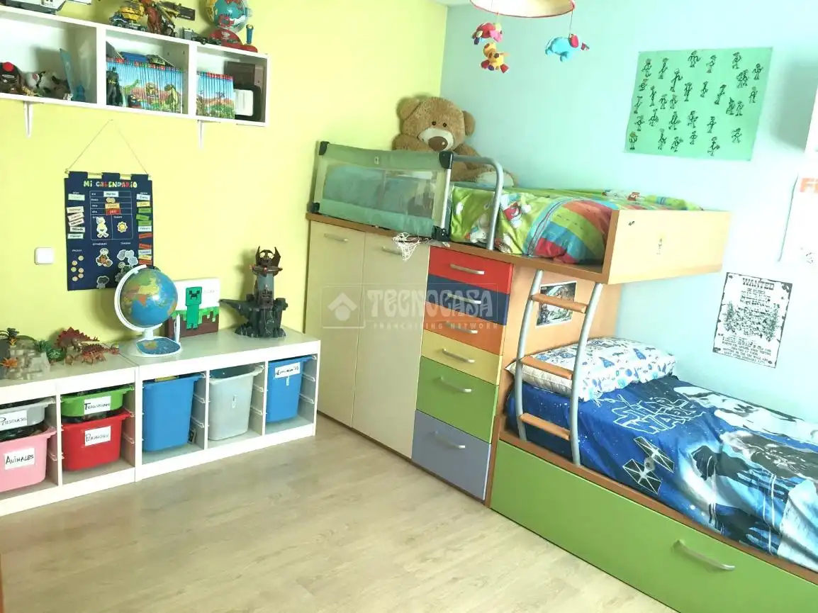 Habitación de Piso en venta en Parla con Aire acondicionado