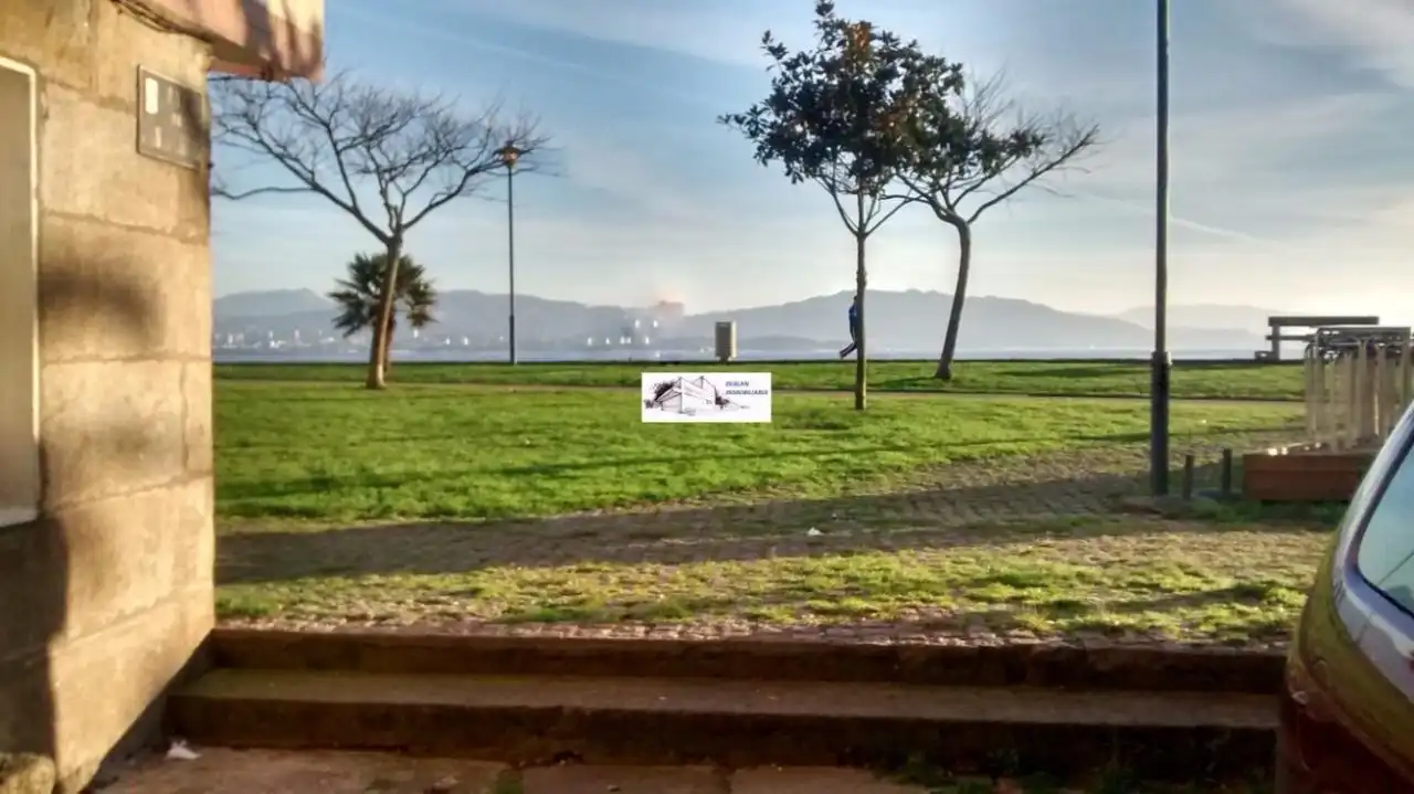 Local comercial en alquiler en Travesia Xoan, imagen 12