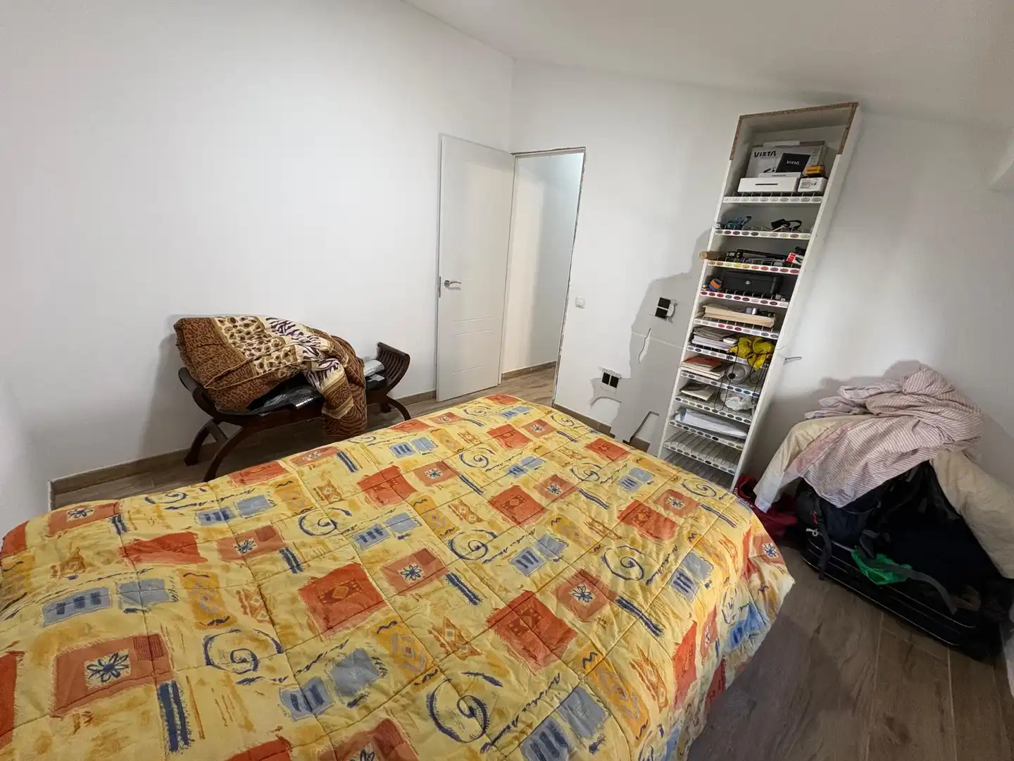 Schlafzimmer von Einfamilien-Reihenhaus zum Verkauf in Alpicat mit Klimaanlage, Heizung und Privatgarten