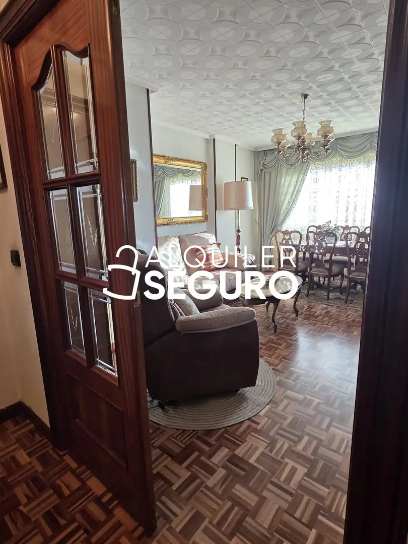 Living room of Flat for rent in Burgos  with Heating, Terrace and Furnished