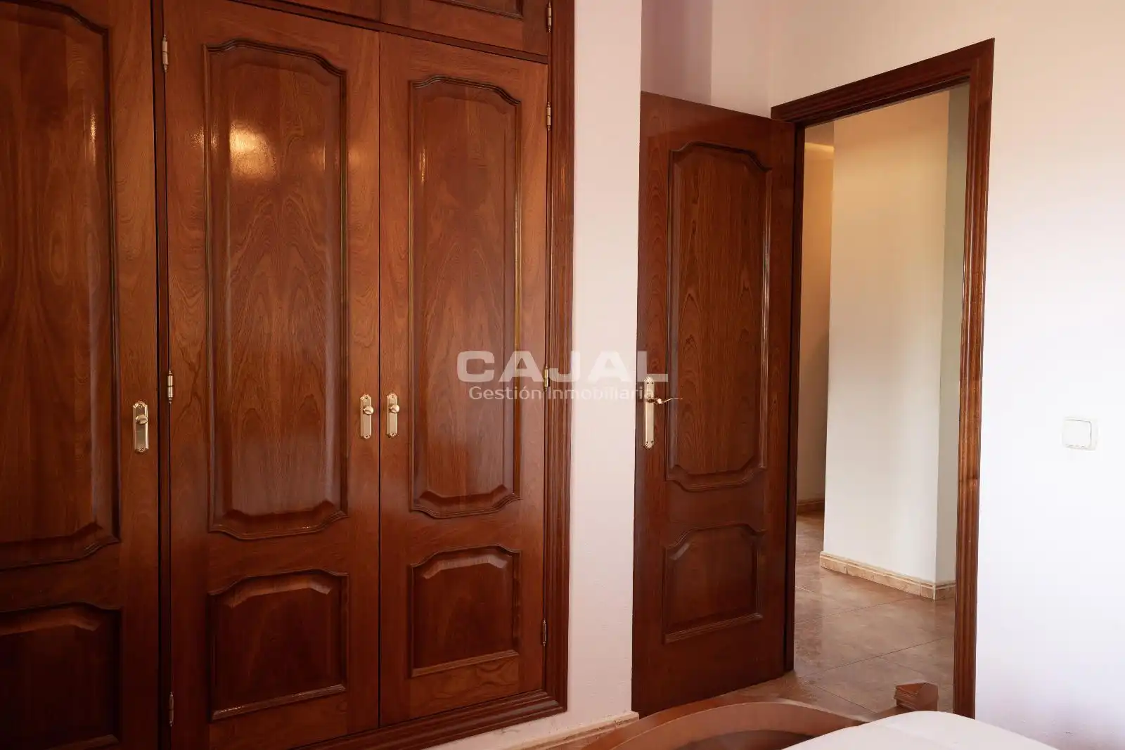 Houses for sale in Cerezo de Arriba  with Heating