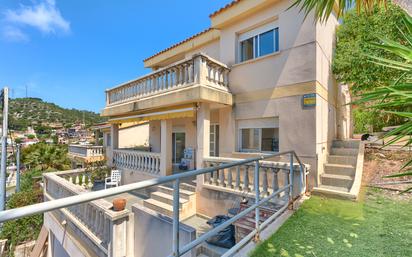 Vista exterior de Casa o xalet en venda en Calafell amb Calefacció, Jardí privat i Terrassa