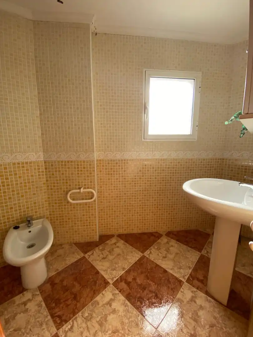 Badezimmer von Haus oder Chalet zum Verkauf in Gandia mit Heizung, Terrasse und Möbliert