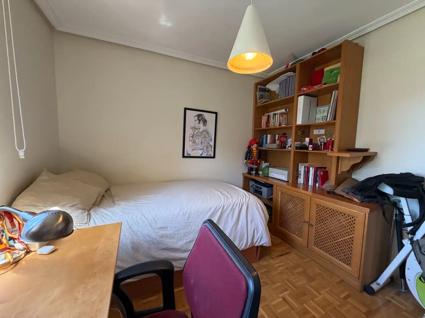 Habitación de Casa adosada en venta en Guadalajara con Calefacción