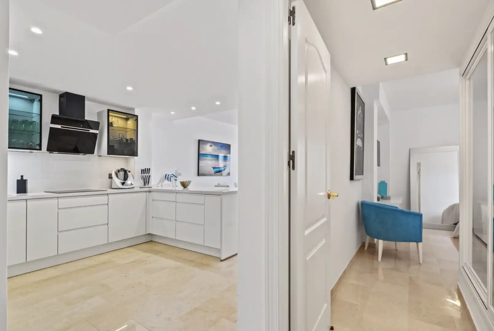 Cocina de Apartamento en venta en Estepona con Aire acondicionado, Calefacción y Terraza