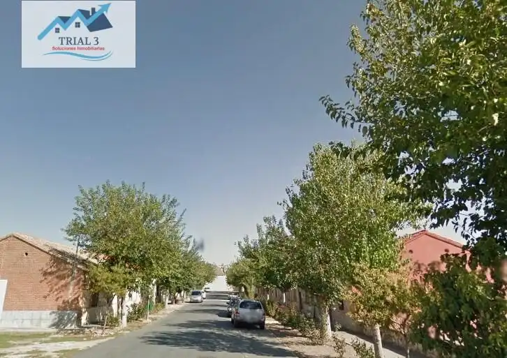 Vista exterior de Casa o xalet en venda en Barcience amb Jardí privat