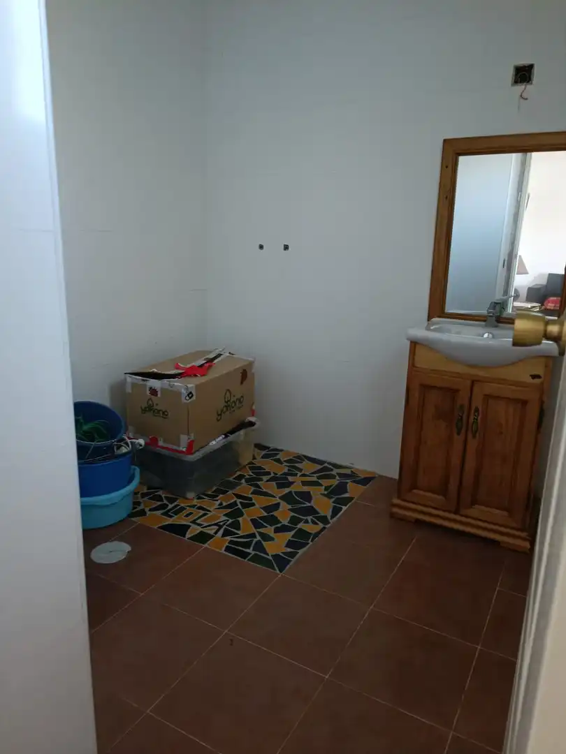 Bathroom of Houses for sale in Guaro  with Terrace, Storage room and Furnished