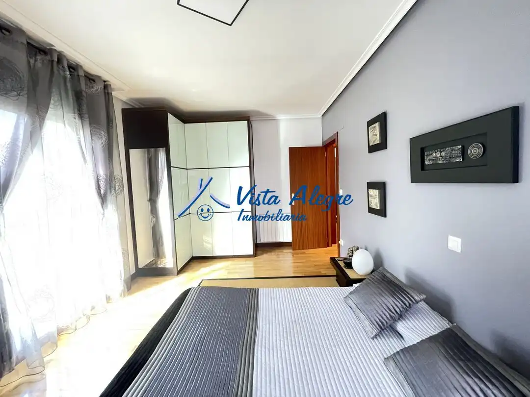 Schlafzimmer von Einfamilien-Reihenhaus zum Verkauf in Zarratón mit Heizung, Privatgarten und Parkett