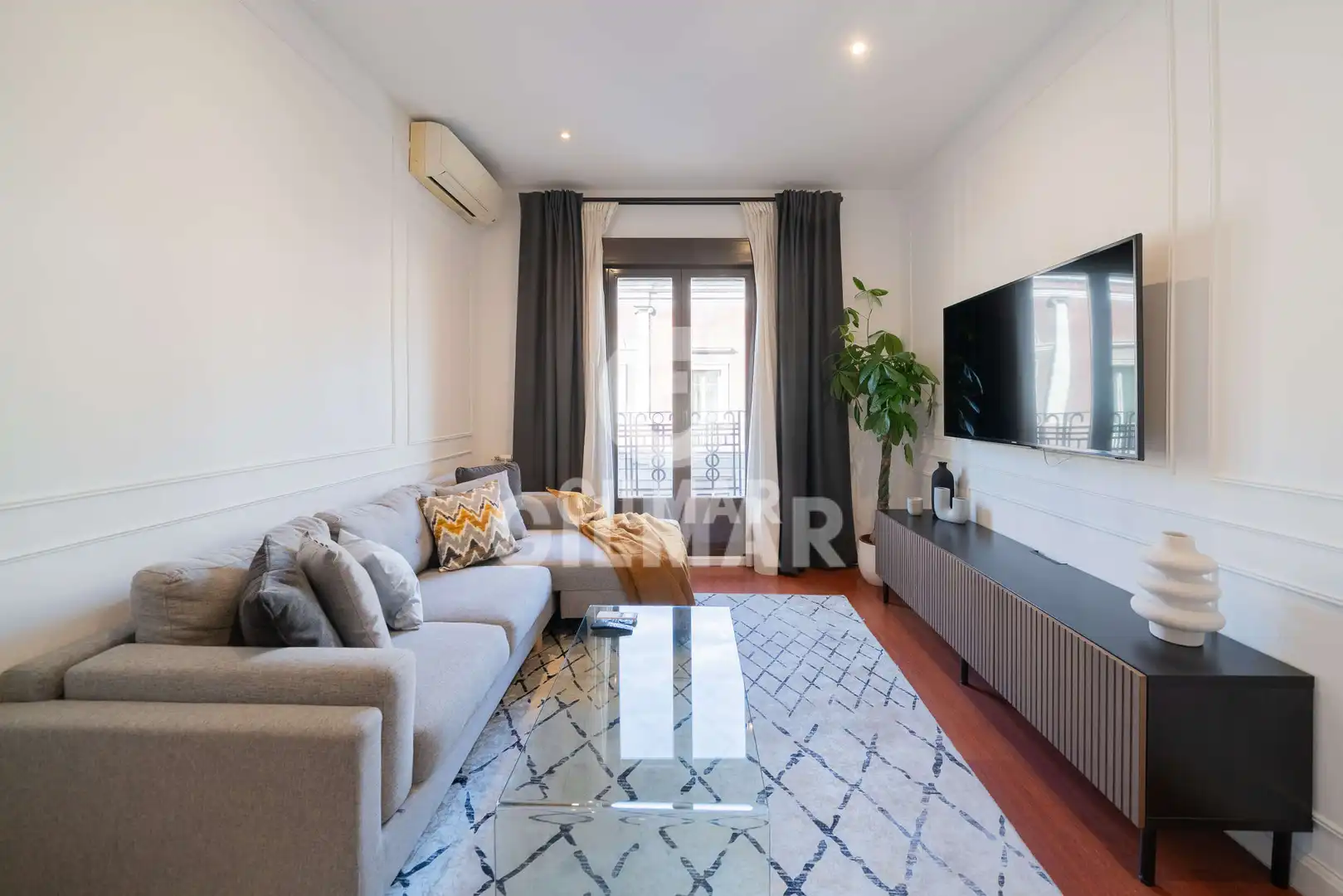 Living room of Flat for sale in Madrid  with Heating