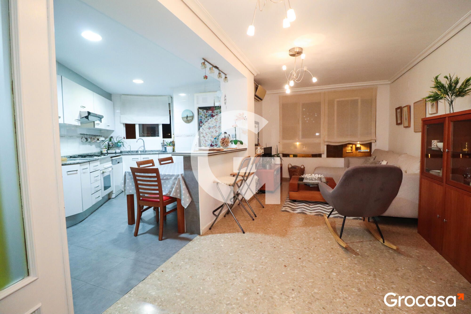 Kitchen of Flat for sale in Sagunto / Sagunt  with Air Conditioner, Heating and Oven