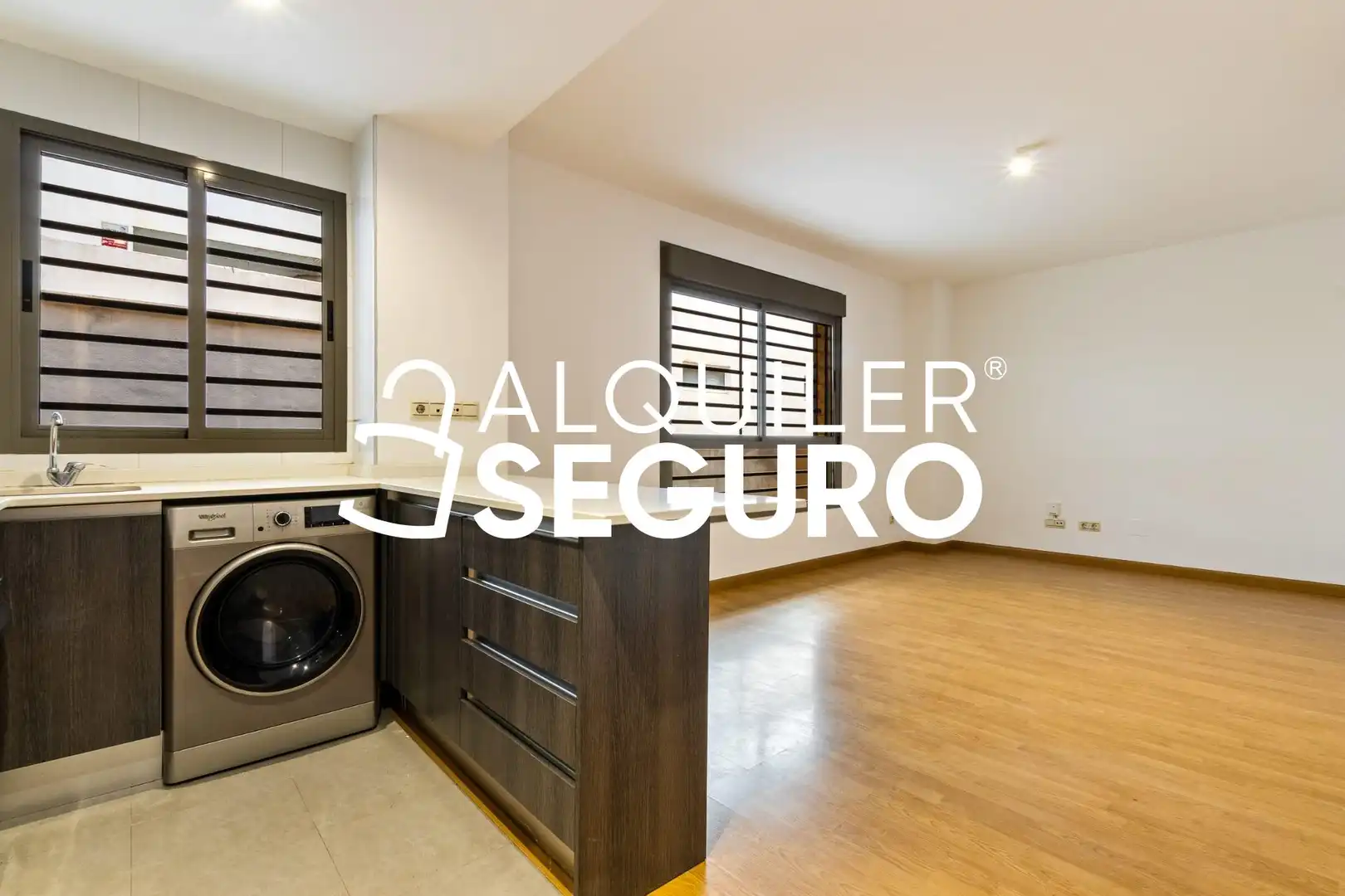 Studio avec ascenseur à louer à Armegual de la Mota