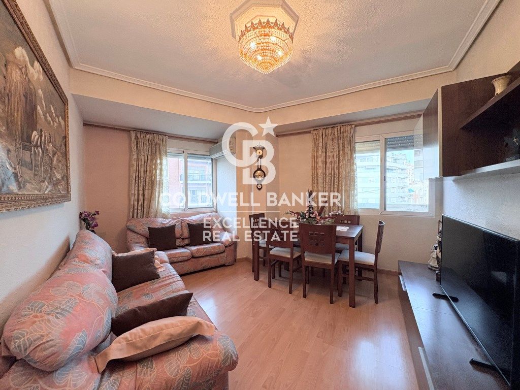 Living room of Apartment for sale in  Valencia Capital