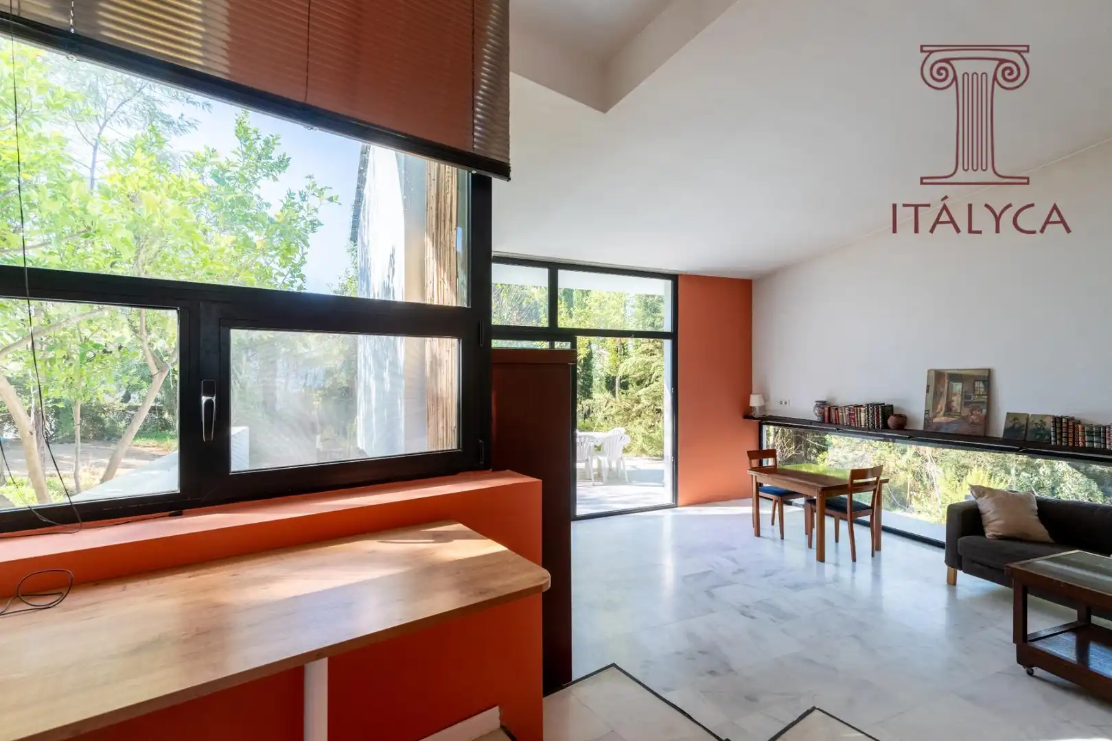 Houses for sale in El Castillo de las Guardas  with Private garden, Terrace and Community pool