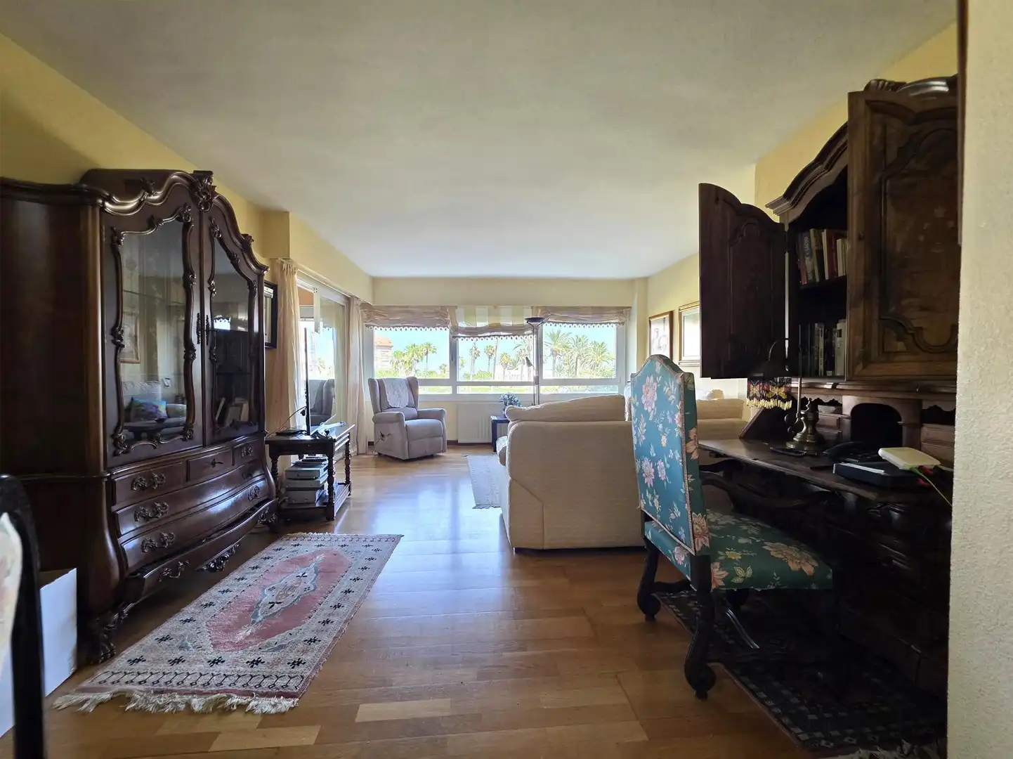Sala de estar de Piso en venta en Castellón de la Plana / Castelló de la Plana con Calefacción, Jardín privado y Trastero