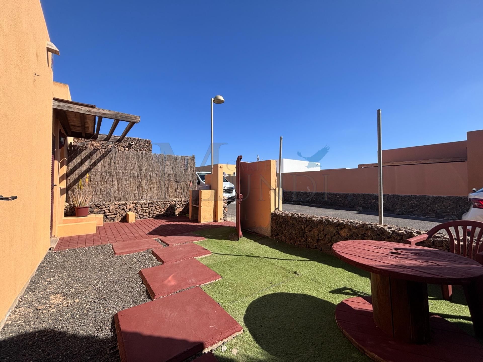 Terrassa de Pis en venda en La Oliva amb Calefacció, Jardí privat i Terrassa