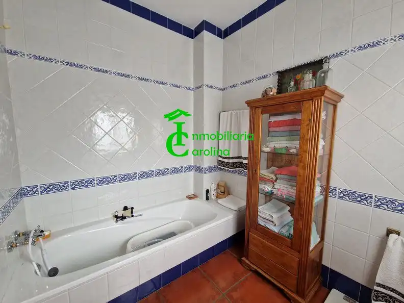 Bathroom of Houses for sale in La Carolina  with Air Conditioner, Heating and Private garden