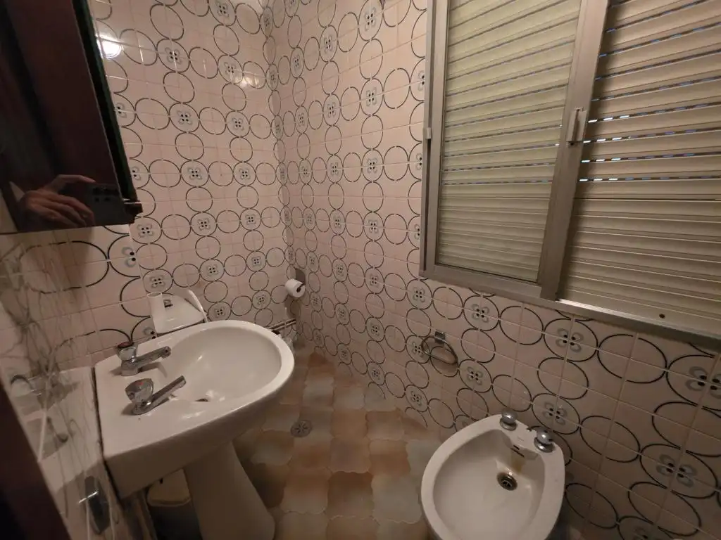 Bathroom of Flat for sale in Vilanova de Arousa  with Parquet flooring, Furnished and Balcony