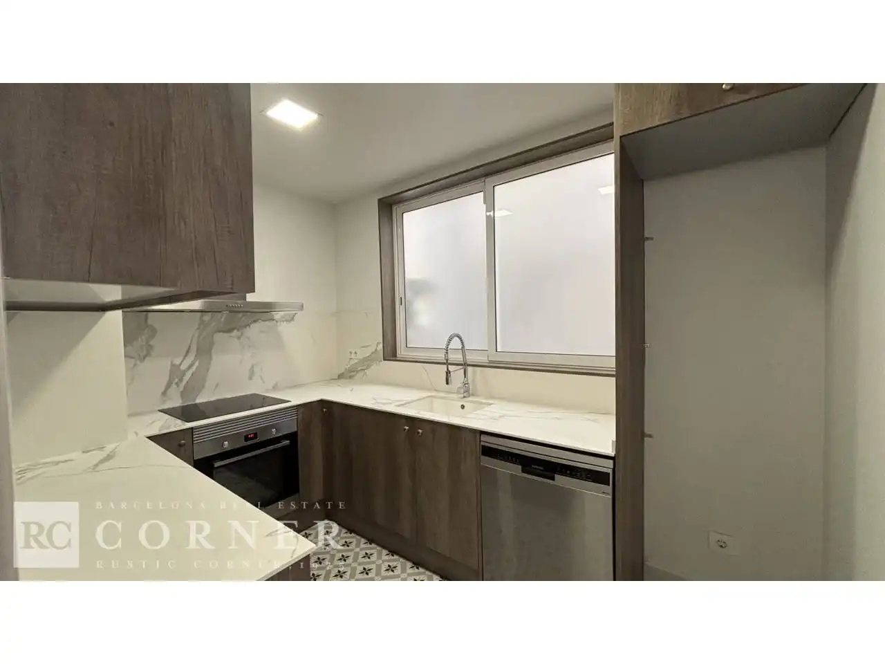 Kitchen of Attic for sale in Barcelona  with Air Conditioner, Heating and Parquet flooring