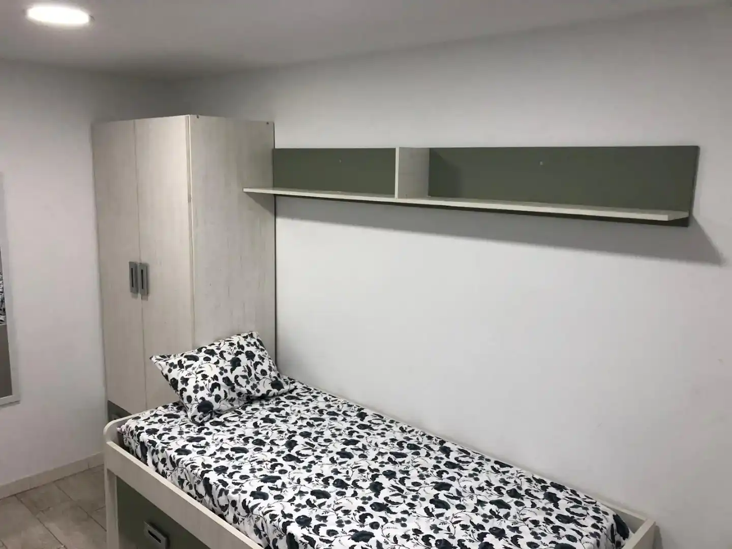 Dormitori de Pis en venda en  Sevilla Capital amb Aire condicionat