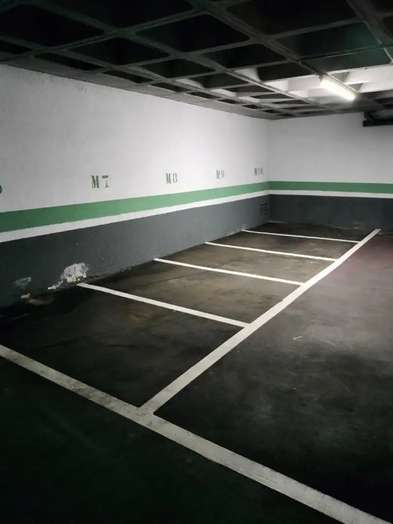Parking of Garage for rent in Madrid
