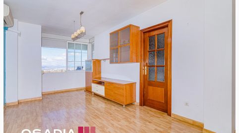 Foto 2 de Piso en venta en Calle Prieto Moreno, La Zubia Ciudad, La Zubia
