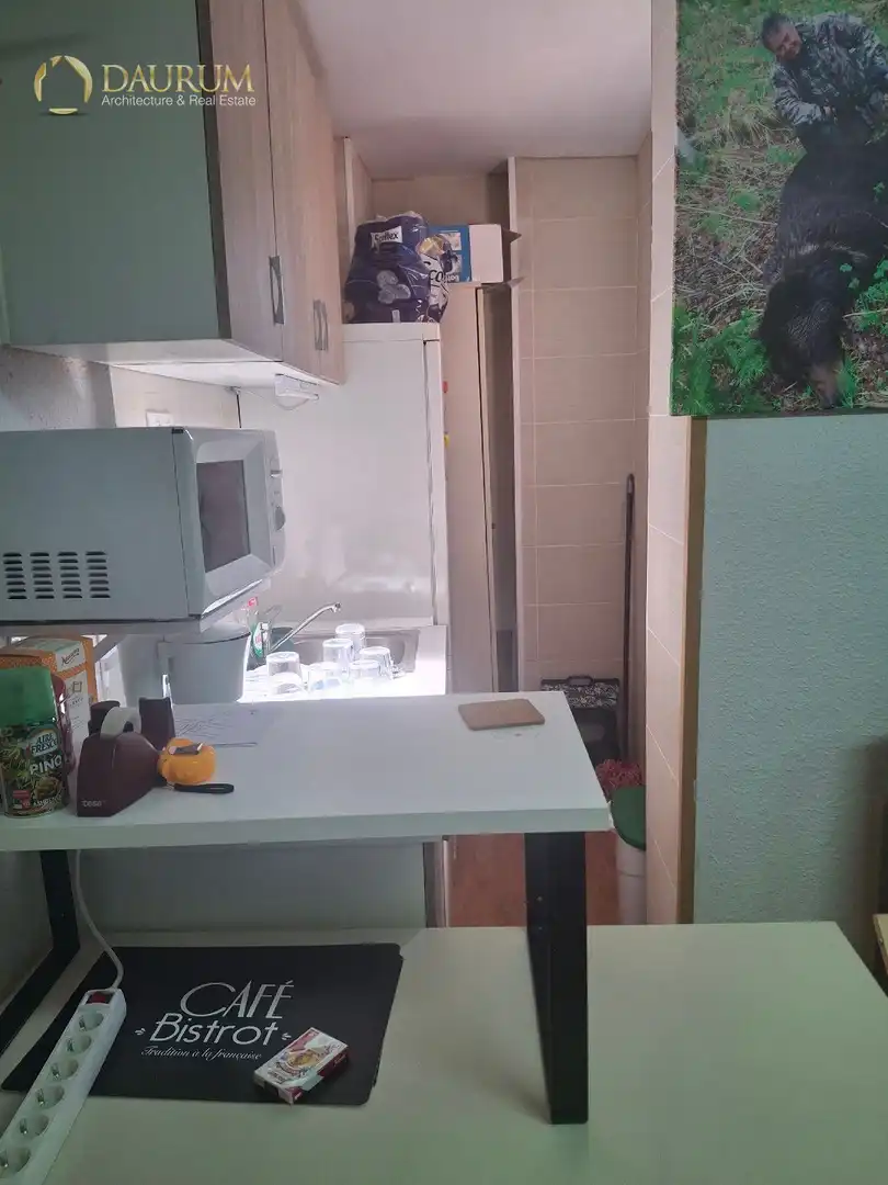 Cuina de Local en venda en Alcobendas amb Internet i Alarma