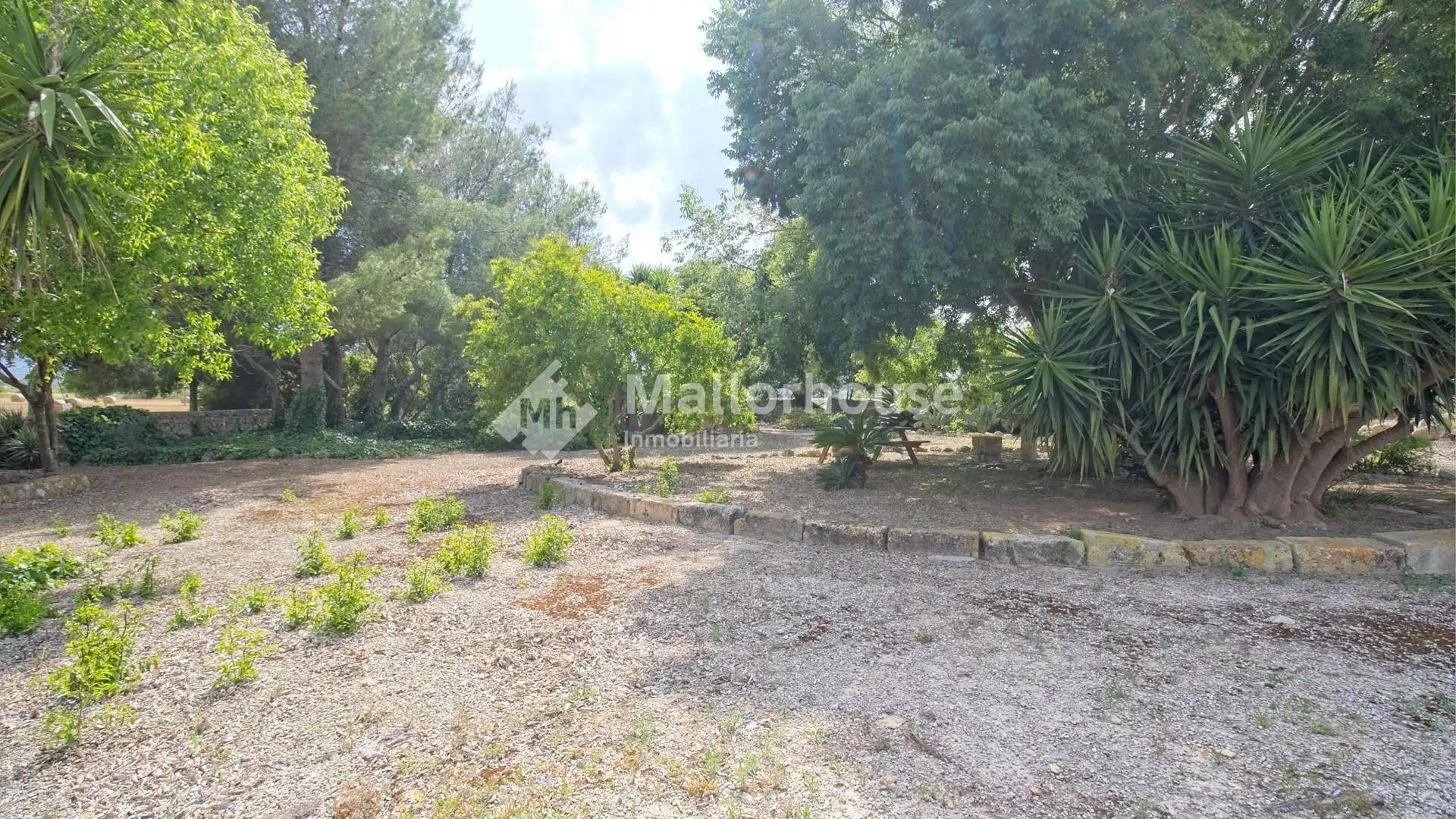 Country homes for sale in Ariany  with Air Conditioner, Private garden and Terrace