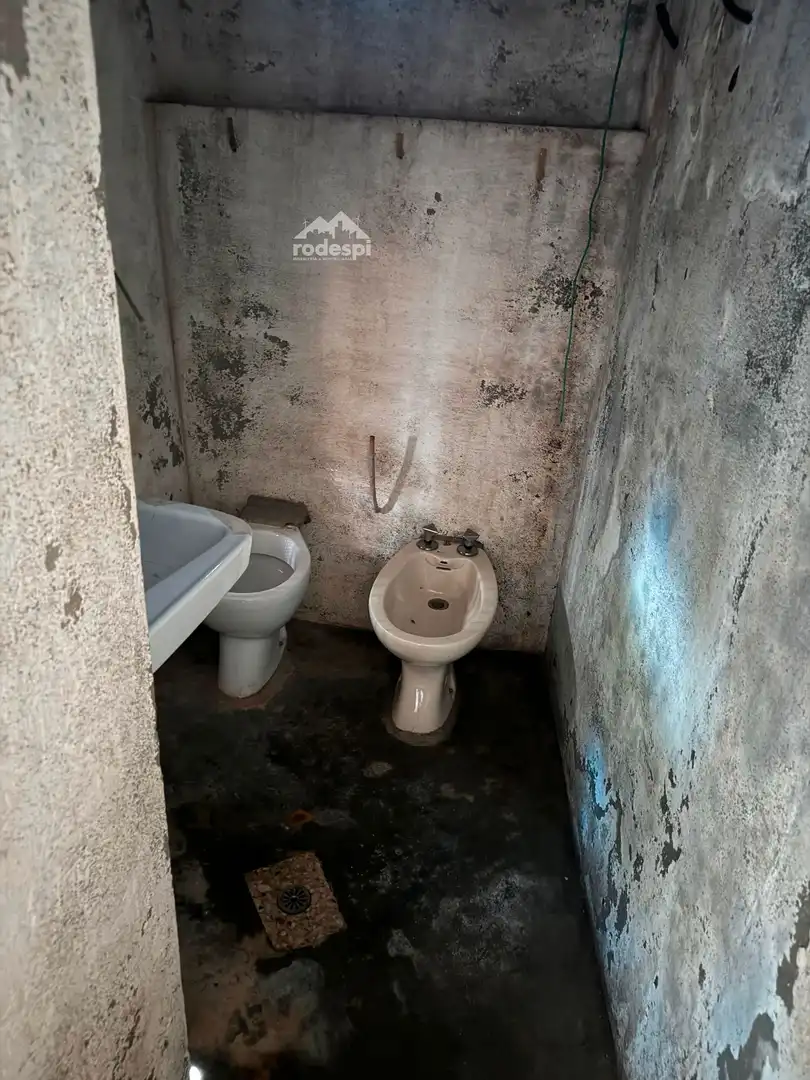 Bany de Casa o xalet en venda en Covelo amb Traster