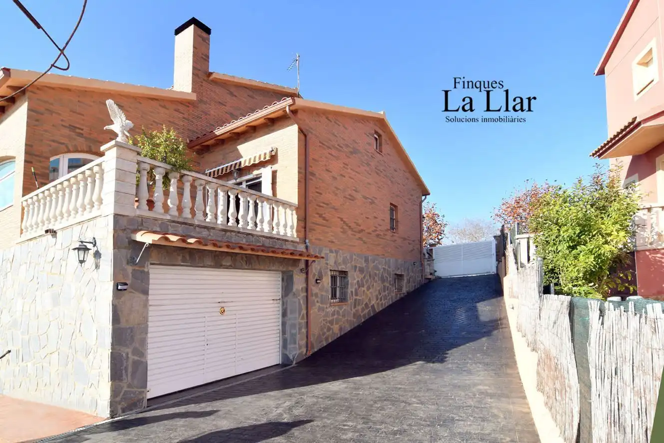 Casa o xalet en venda a MARTI I POL, Rodonyà