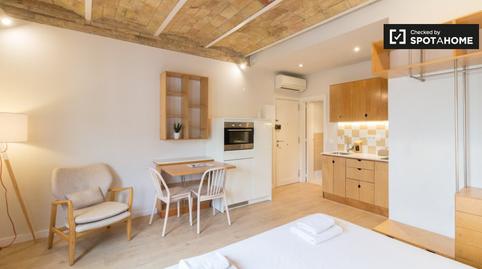 Photo 2 of Flat to rent in Sant Pere, Sta. Caterina i la Ribera,  Barcelona Capital