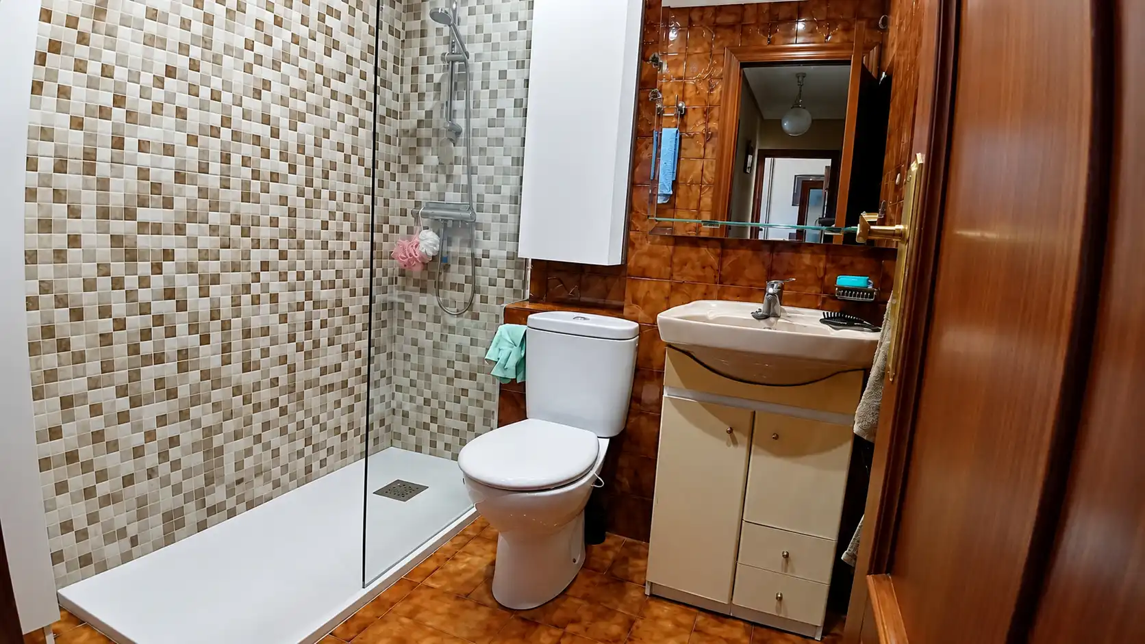 Baño de Piso en venta en Santurtzi  con Calefacción, Terraza y Amueblado