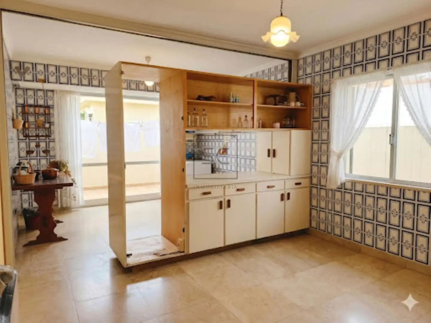 Kitchen of Flat for sale in Canido