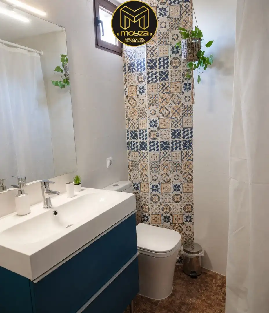 Bany de Pis de lloguer en Jaén