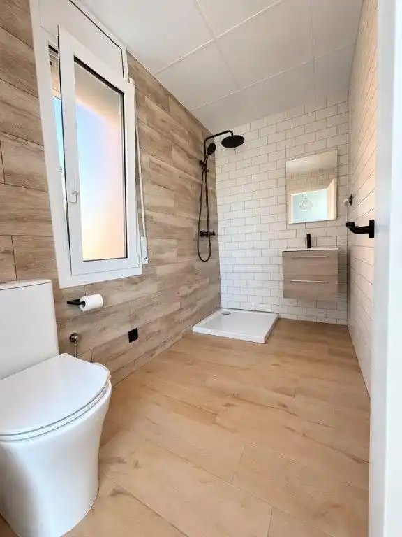 Bany de Casa o xalet en venda en Puigdàlber, Barcelona