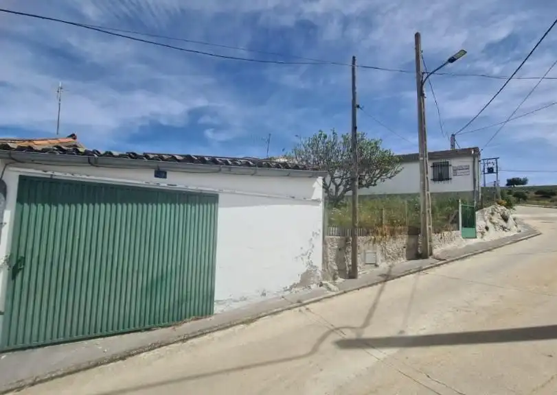 Vista exterior de Casa o chalet en venta en La Maya  con Calefacción, Jardín privado y Amueblado