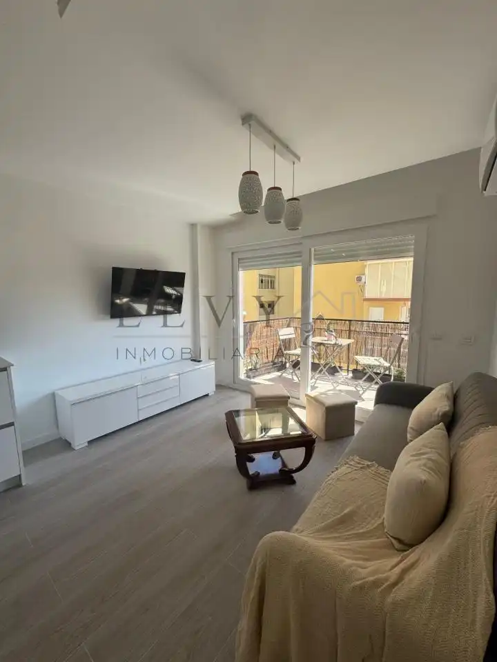 Wohnzimmer von Wohnung zur Miete in Torremolinos mit Klimaanlage, Heizung und Terrasse