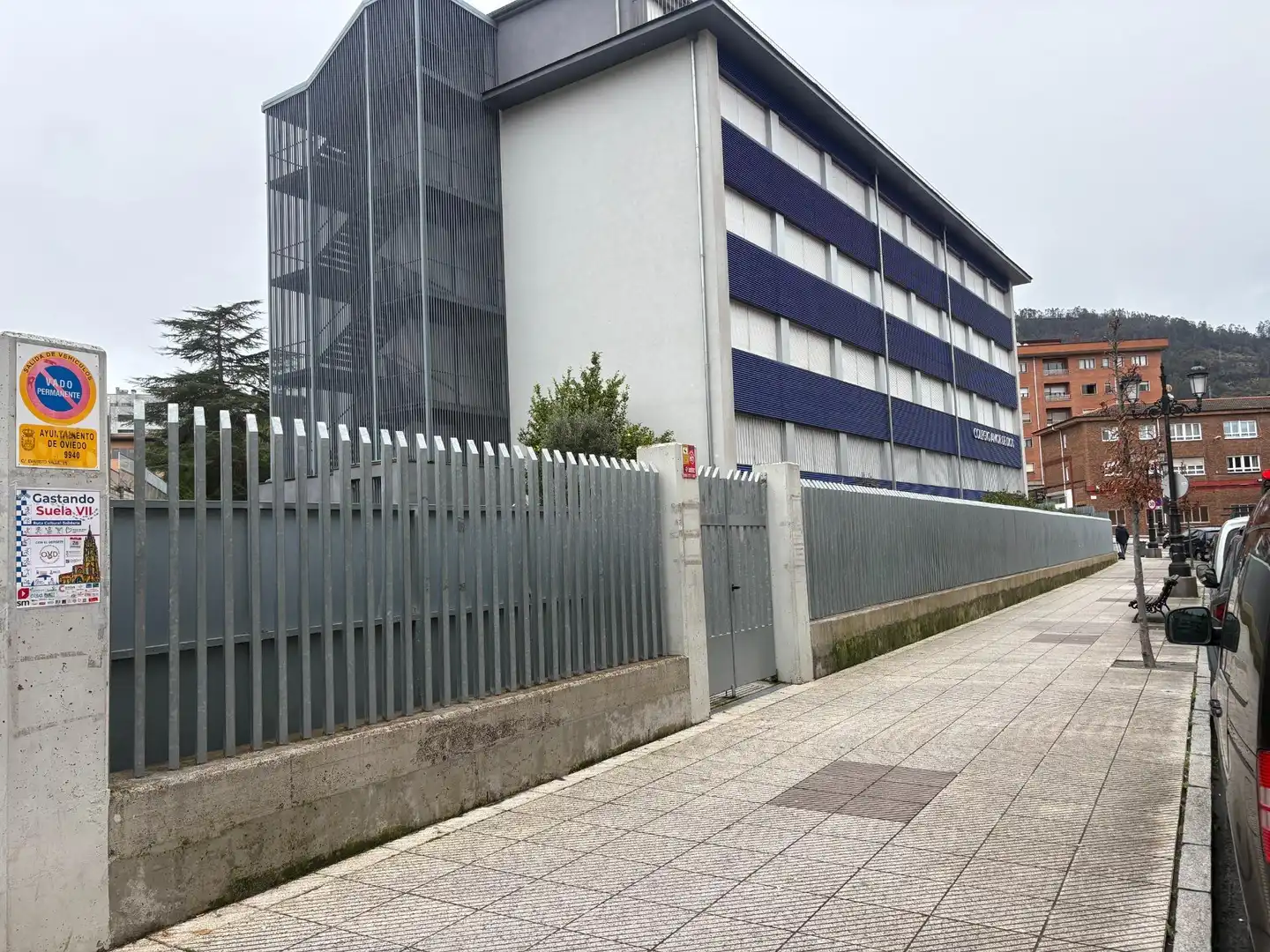 Außenansicht von Geschaftsraum zur Miete in Oviedo  mit Möbliert