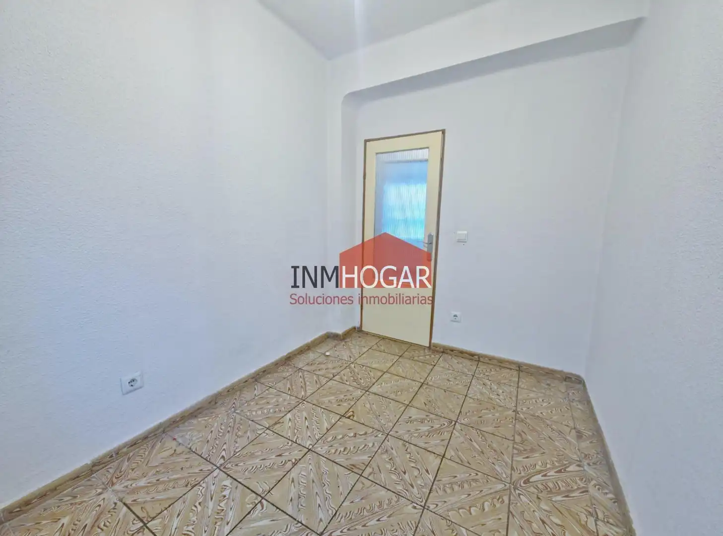 Wohnung zum Verkauf in Ávila mit Möbliert