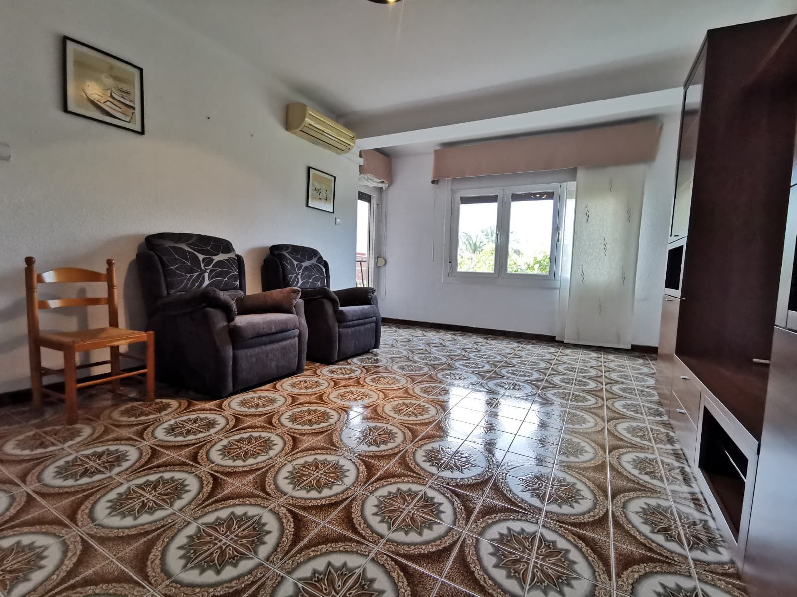 Sala d'estar de Pis en venda en Montmeló amb Aire condicionat i Balcó