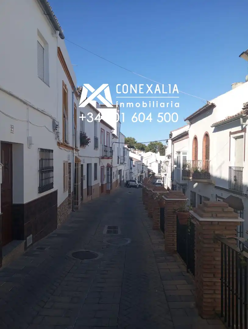 Casa en venda a Olvera, imagen 3