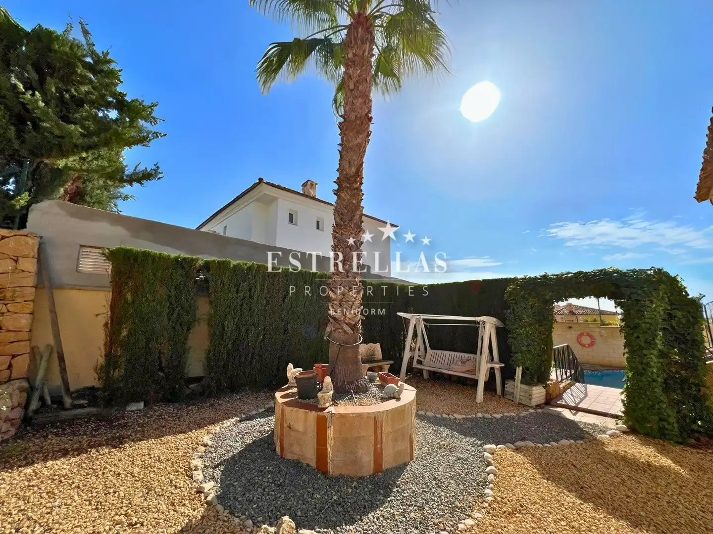 Chalet con terraza en venta en Golf Bahía, imagen 2