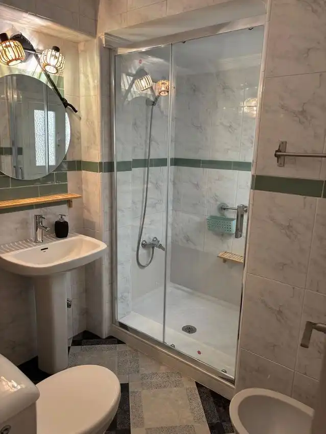 Baño de Piso en venta en Chipiona con Aire acondicionado