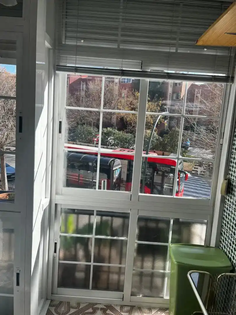 Außenansicht von Wohnung zur Miete in  Granada Capital