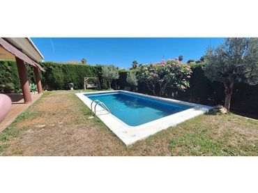 Villa con piscina in vendita a Cotomar