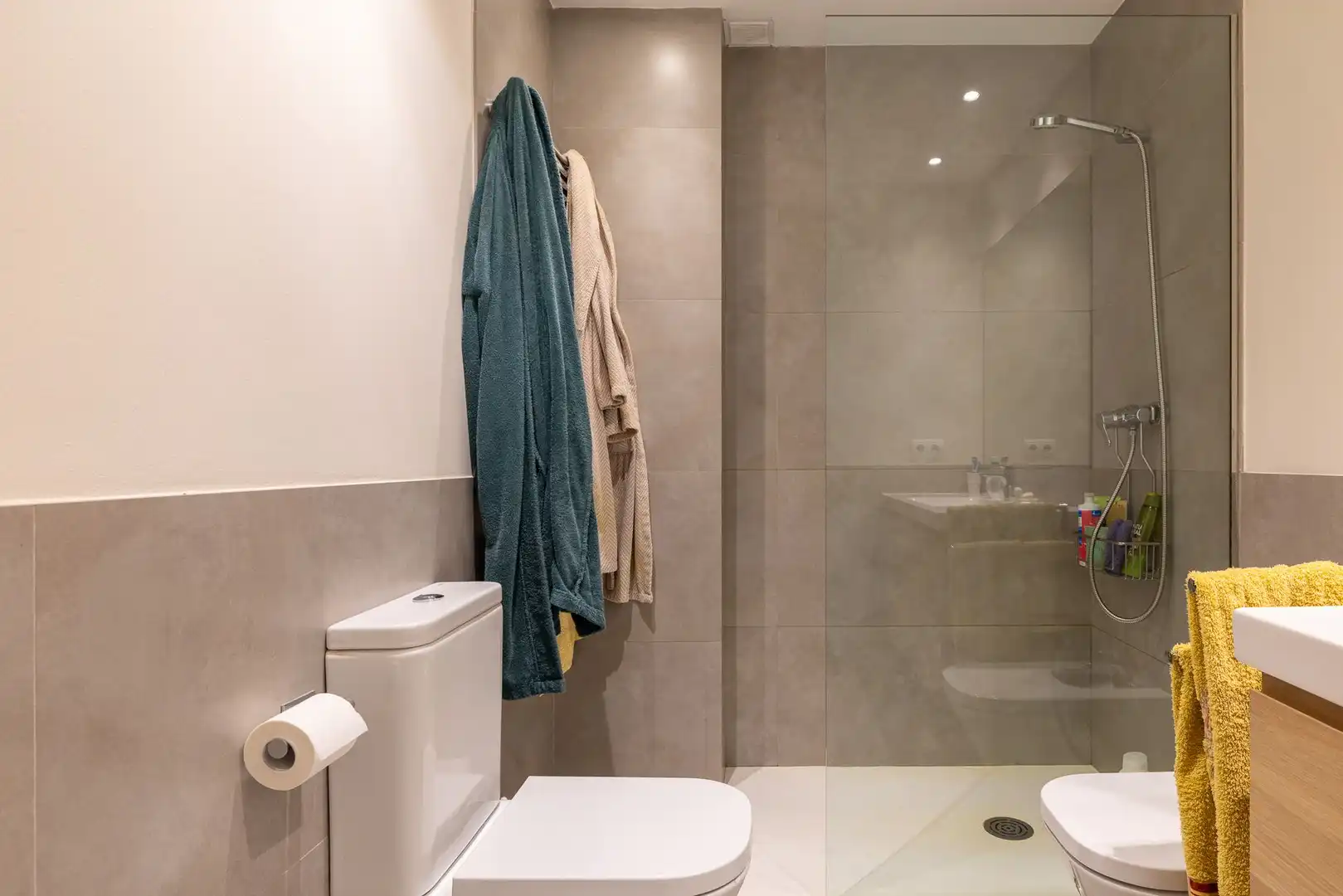 Baño de Casa adosada en venta en Madrid con Aire acondicionado, Calefacción y Terraza