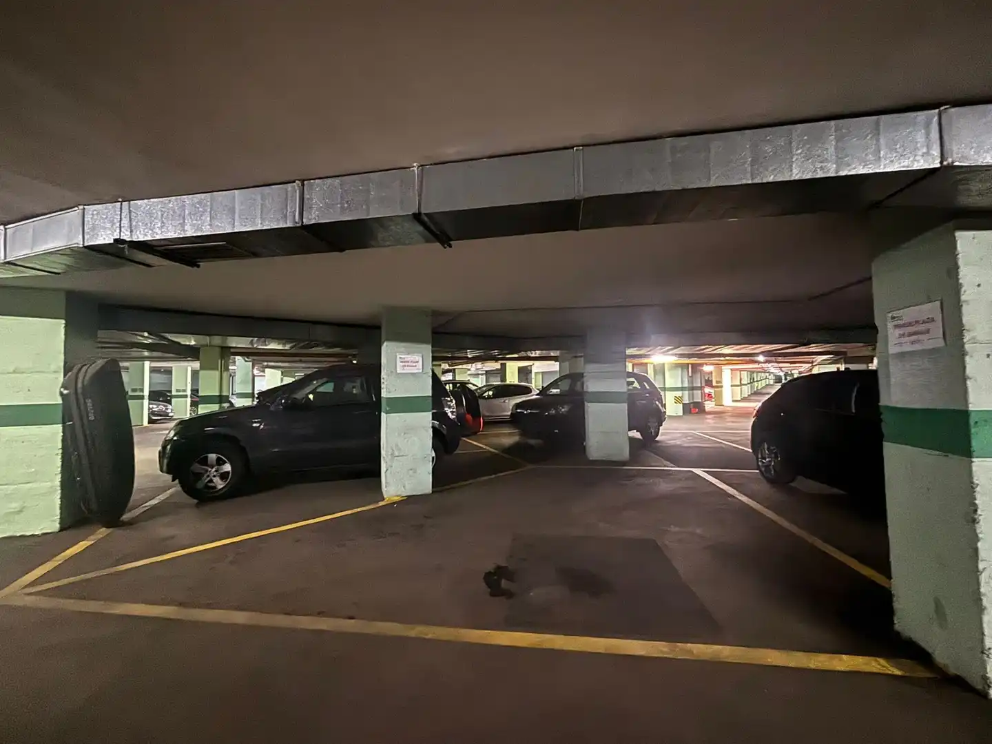 Aparcament de Garatge en venda en Madrid amb Alarma
