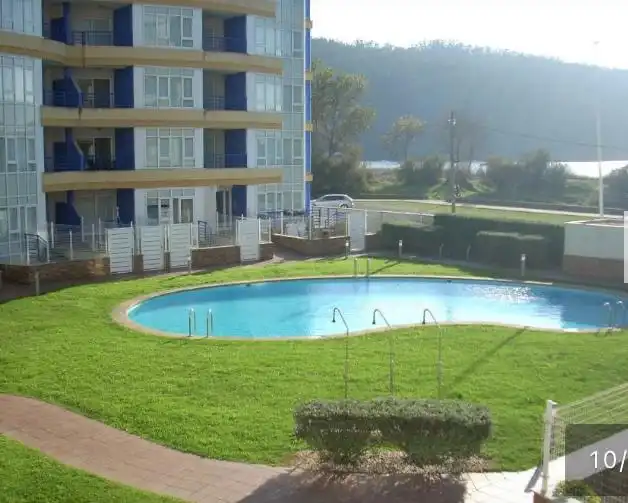 Schwimmbecken von Erdgeschoss zur Miete in Cedeira mit Schwimmbad und Möbliert
