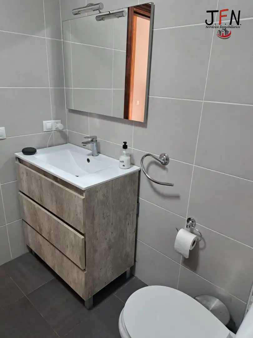 Baño de Casa adosada en venta en Puerto del Rosario con Terraza, Trastero y Amueblado