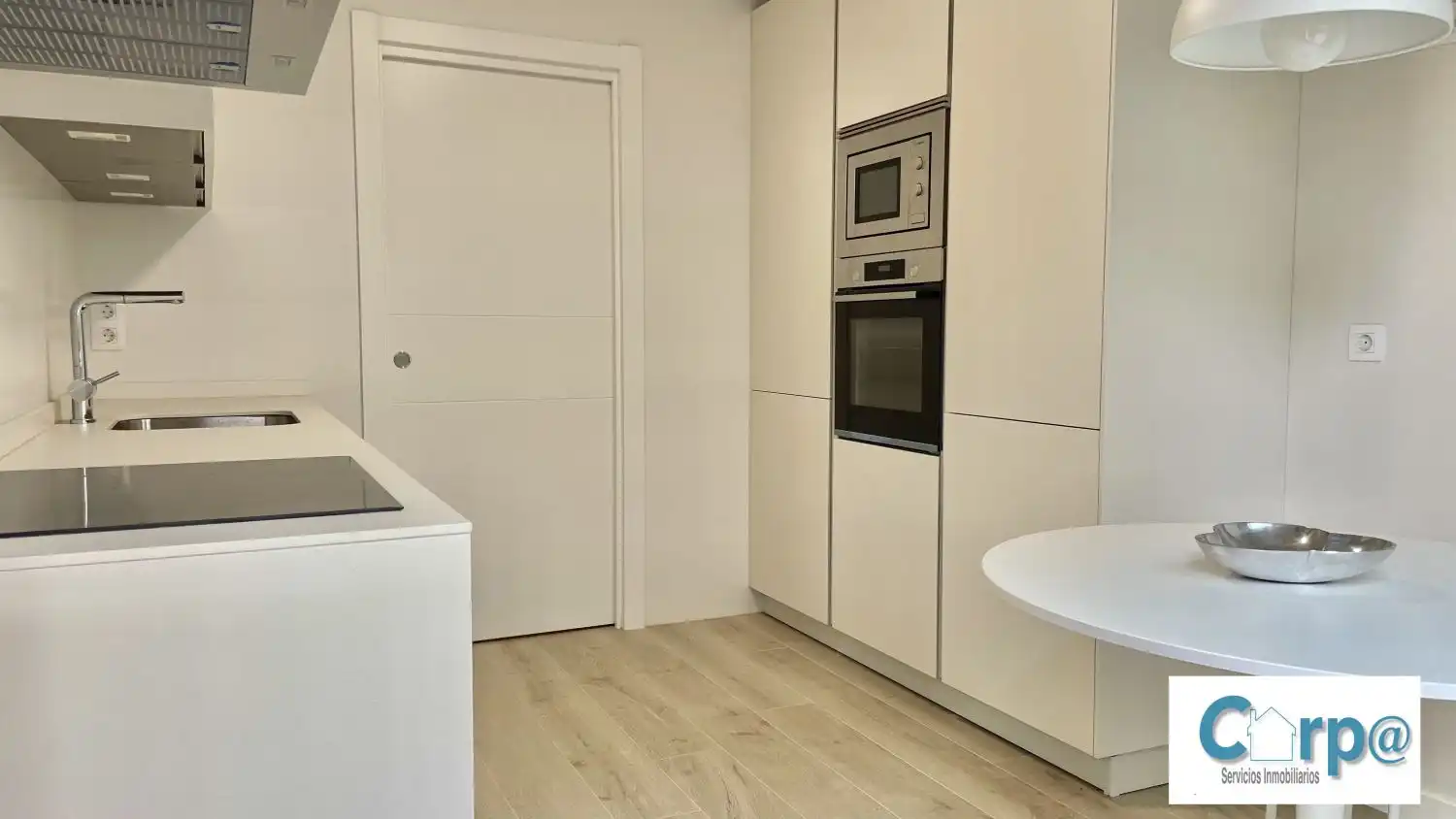 Küche von Wohnung zur Miete in  Pamplona / Iruña mit Heizung, Terrasse und Abstellraum