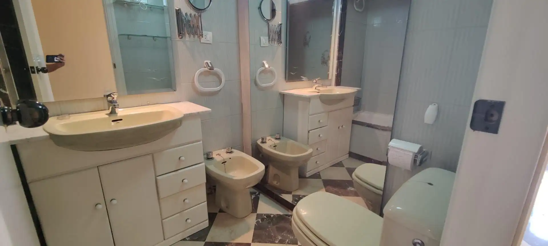 Bathroom of Flat for sale in Cenes de la Vega  with Air Conditioner, Heating and Balcony